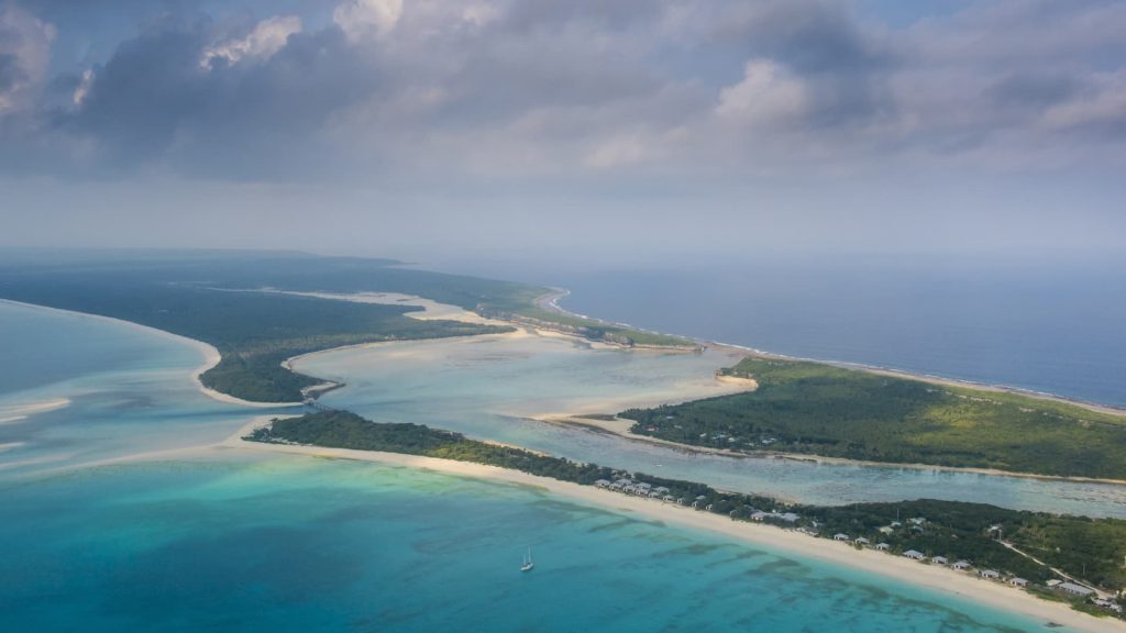 Magnitude 7.7 quake off New Caledonia triggers tsunami warning in South Pacific