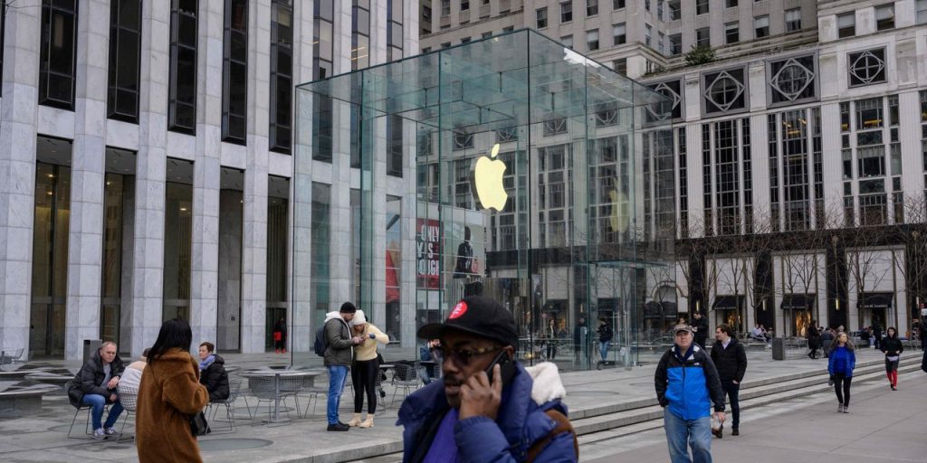 Why the S&P 500 and Dow Industrials Differ So Much—and How to Tweak the Dow to Your Liking