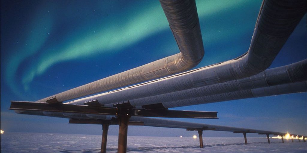 Oneok Stock Falls After $19 Billion Deal to Become Oil and Gas Pipeline Giant