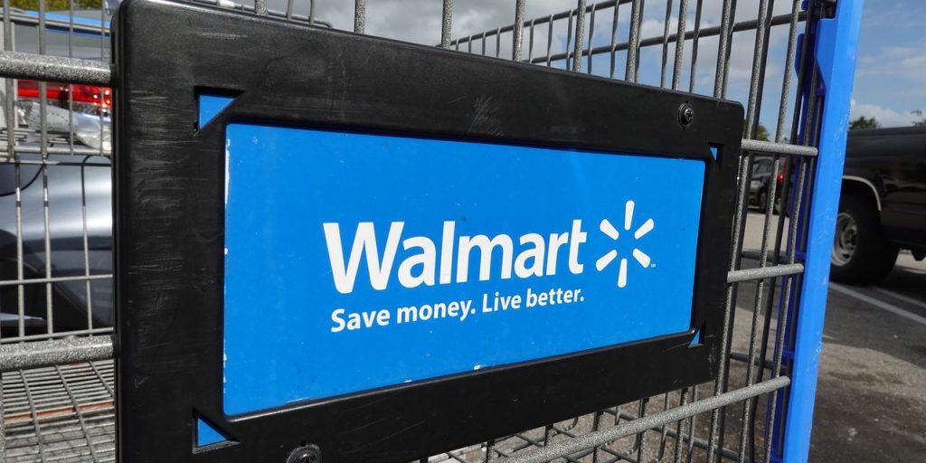 Walmart Reports Earnings Today. What to Expect.