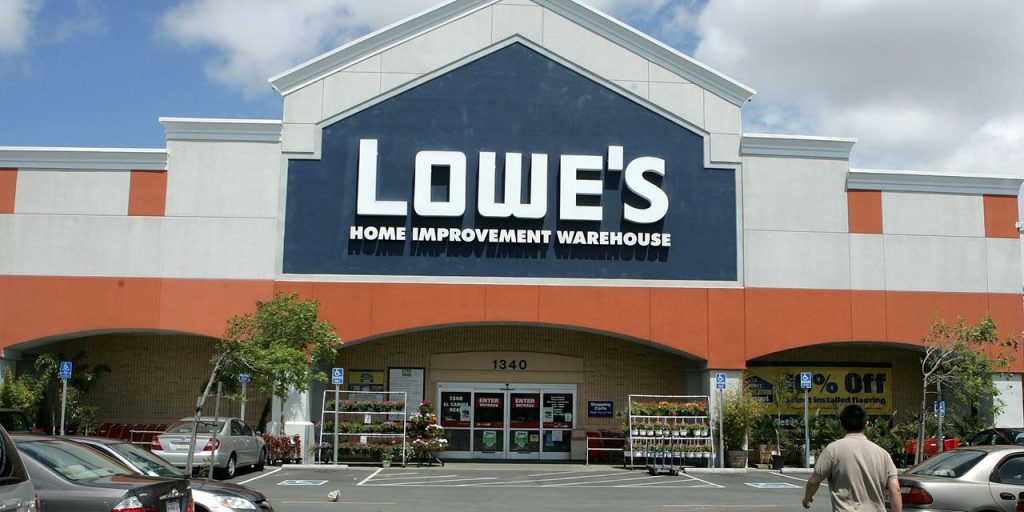 Lowe’s Is the Latest Retailer to Lower Forecasts. Its Stock Is Rising Anyway.