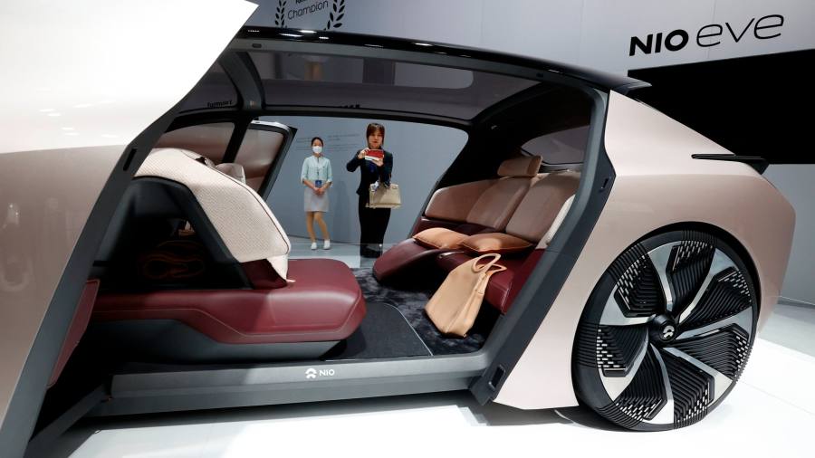 To invest or cut loose: western carmakers’ China conundrum