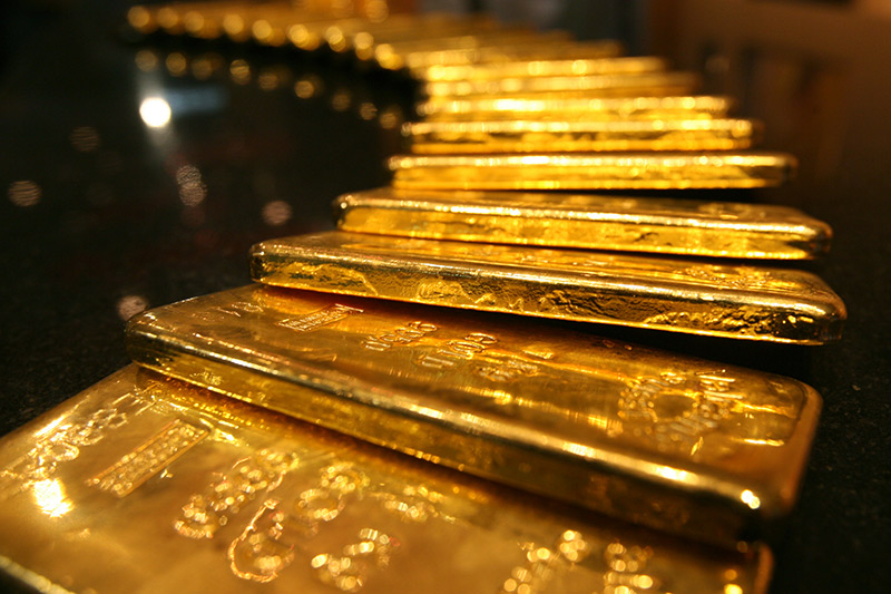 Factbox-Russian gold shipments to the UAE, China and Turkey