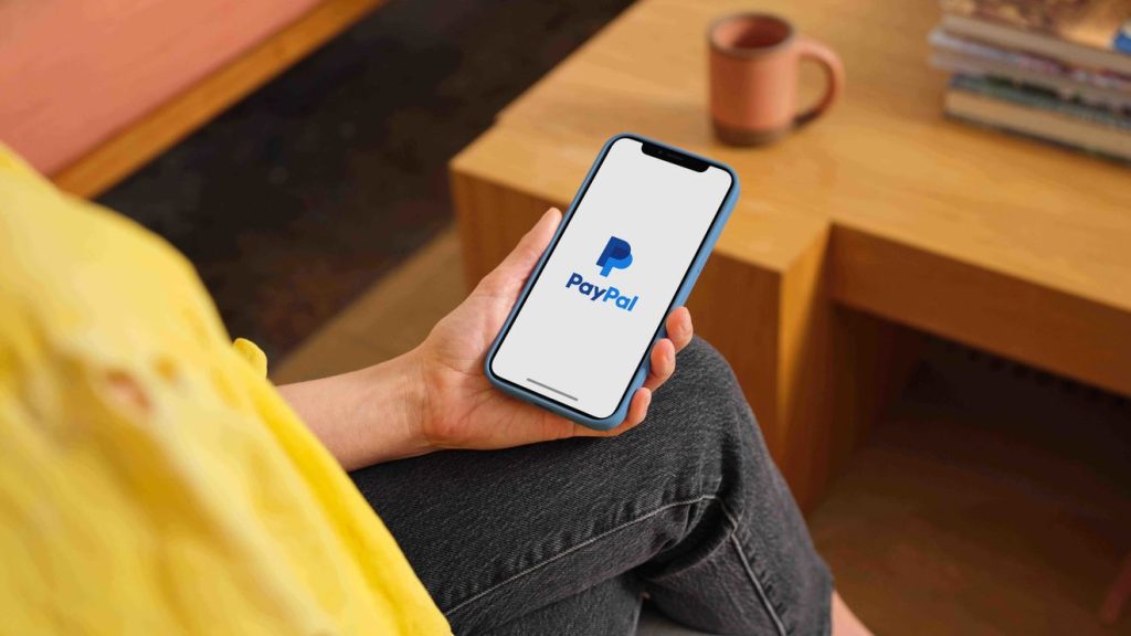 PayPal logs earnings beat, but stock falls as margin talk underwhelms