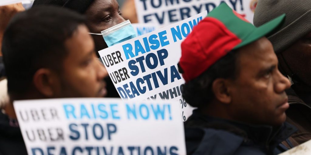 As Uber drivers complain of deactivations and ‘policies that keep us in poverty,’ company issues its own civil-rights audit