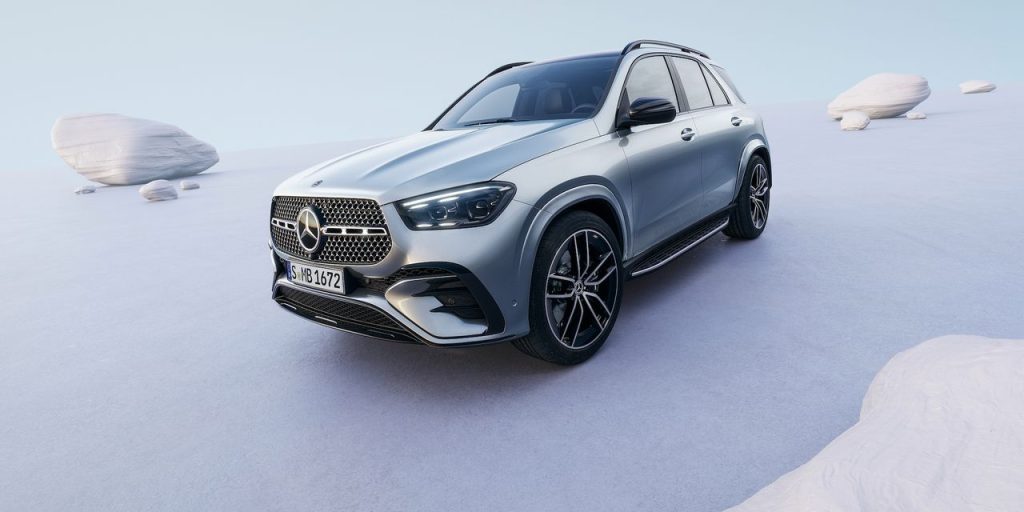 The 2024 Mercedes-Benz GLE raises the bar for luxury SUVs, and now there’s a plug-in hybrid version, too