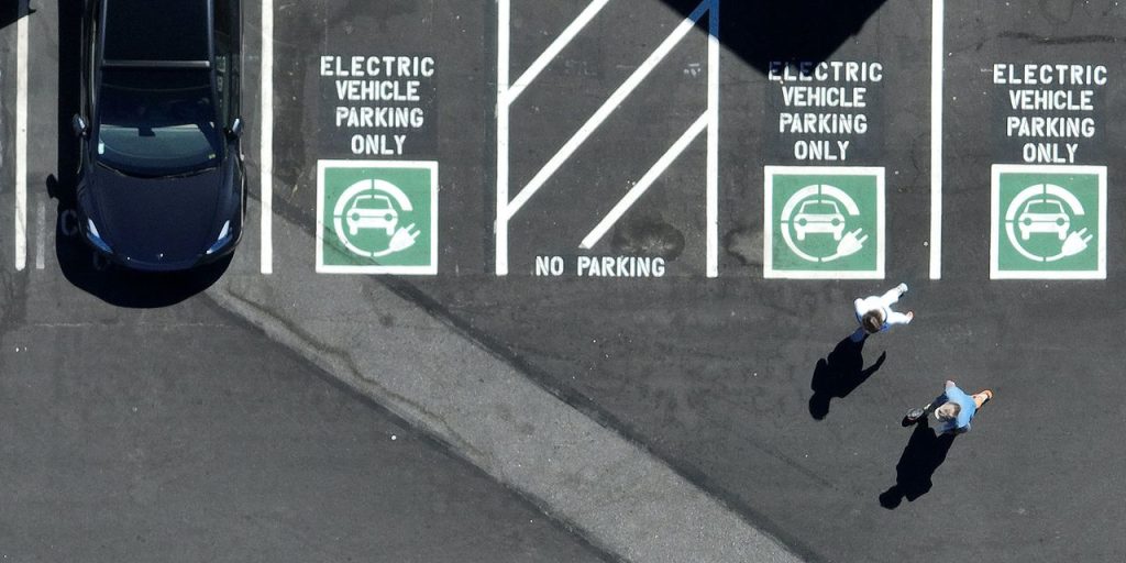 Range isn’t the only anxiety Americans have about electric cars