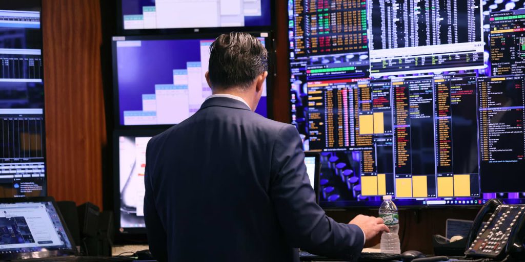 What an ‘Un-Inverted’ Yield Curve Means for the Stock Market