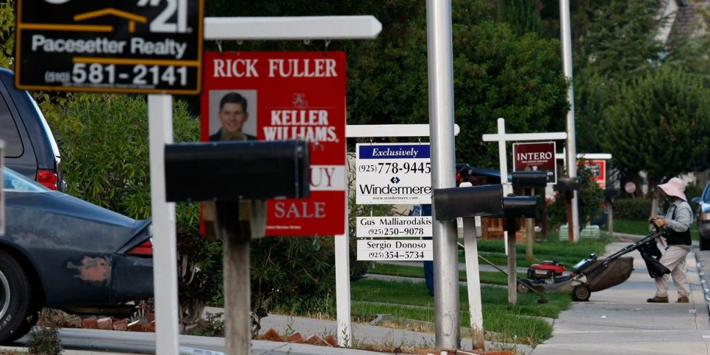 Opinion: Sell signs are popping up all over the stock market