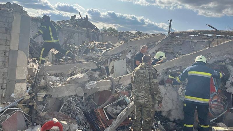 Russian attack on shop in eastern Ukraine kills 48, officials say