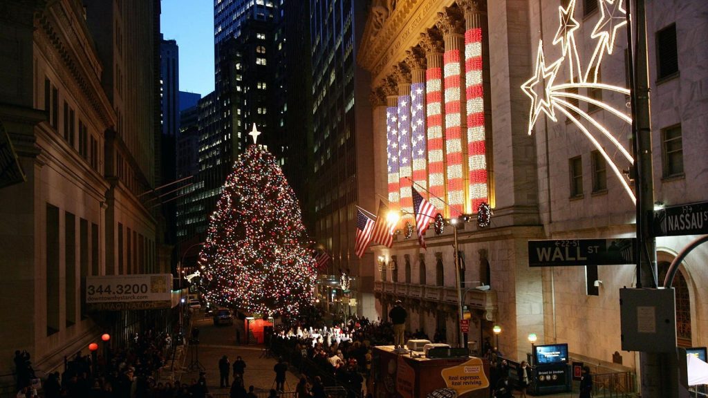 S&P 500 Set For Best Month Of 2023 As Market Gives Thanks To Strong Earnings, More Forgiving Fed