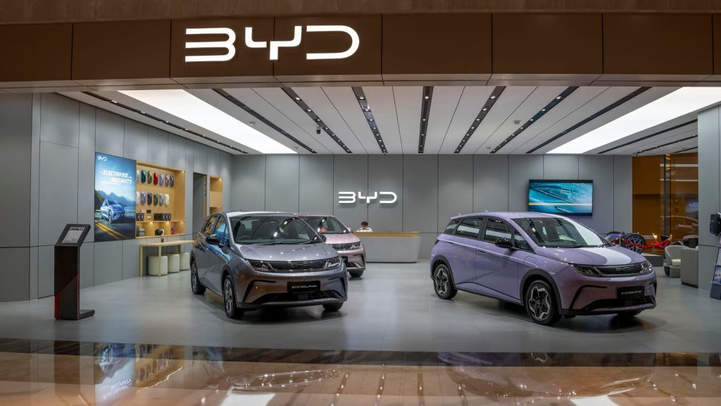 Tesla And Chinese Rival BYD’s $649 Billion Valuation Gap Unjustified, Bernstein Says