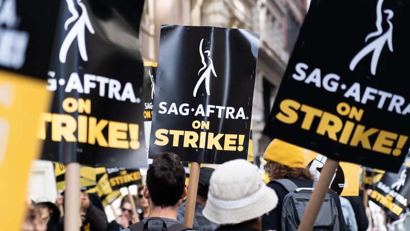 Actors union reaches tentative deal with Hollywood and TV studios