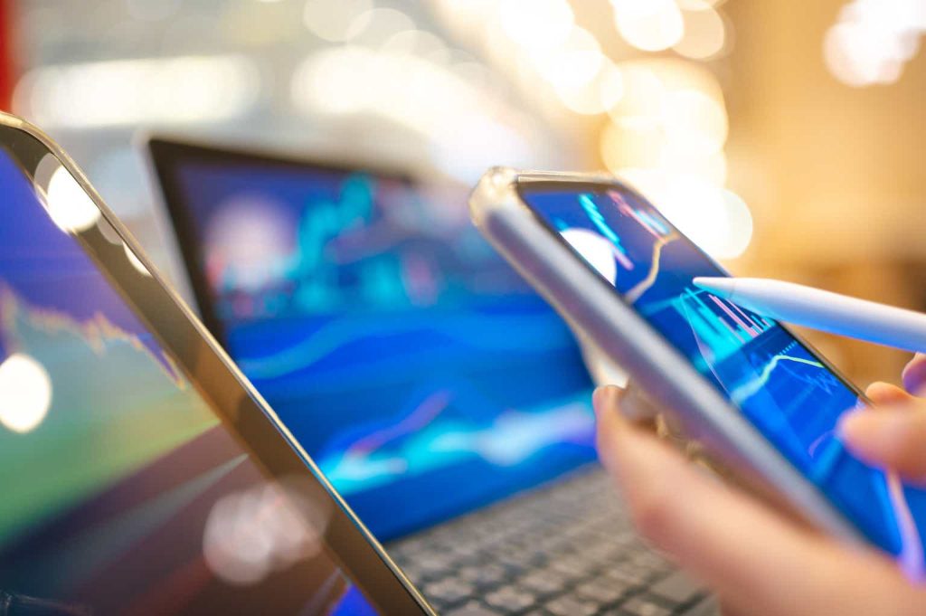 Does ‘Magnificent 7’ Bear Market Mean It’s Time To Buy?